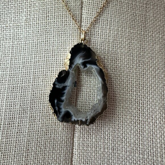 Druzy Agate Geode Gold Trim Slice Gemstone Necklace with 14k Gold Plated Chain - Picture 3 of 6